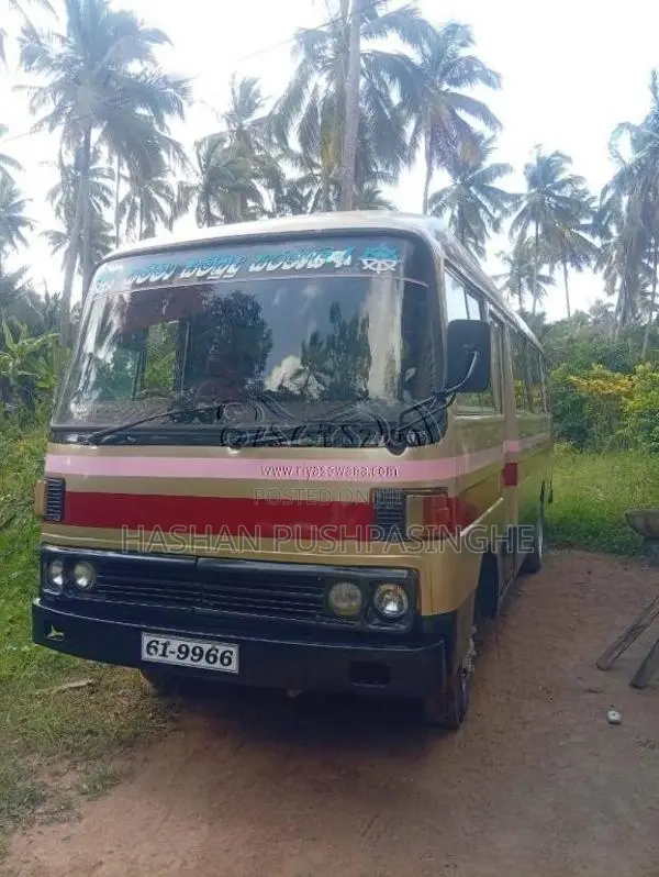 Mitsubishi Rosa 1984 Bus (Used)