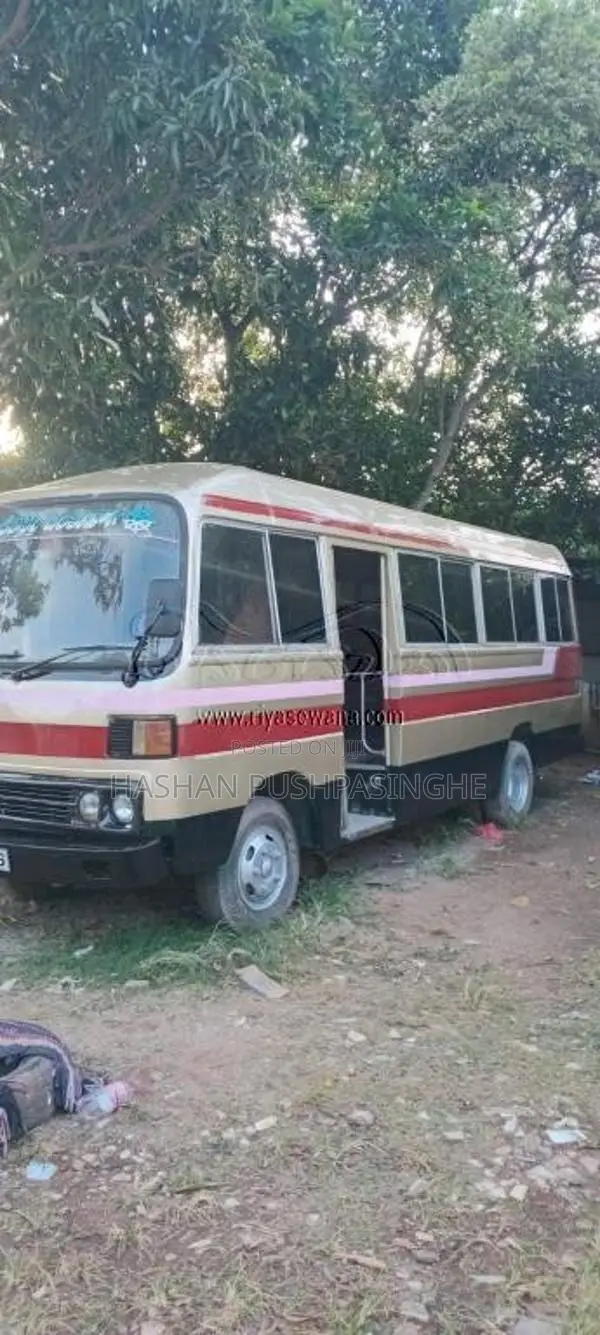Mitsubishi Rosa 1984 Bus (Used)