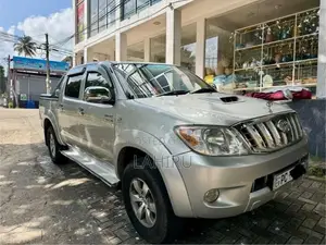 Toyota Hilux Vigo Thailand 2006 Pickup (Used)