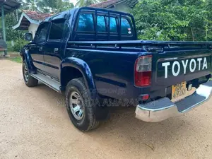 Toyota 166 1998 Pickup (Used)