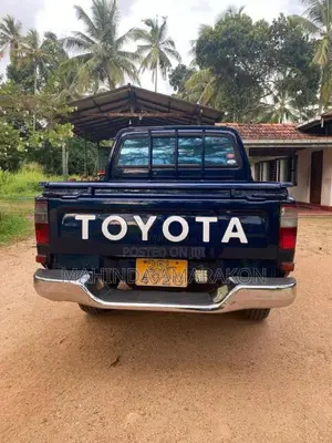 Toyota 166 1998 Pickup (Used)
