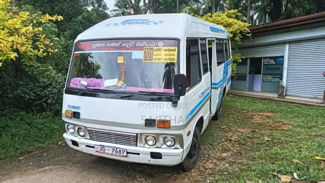Isuzu Journey M 1984 Bus (Used)