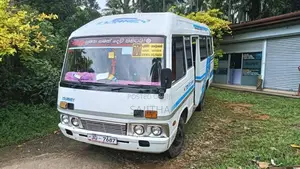 Isuzu Journey M 1984 Bus (Used)