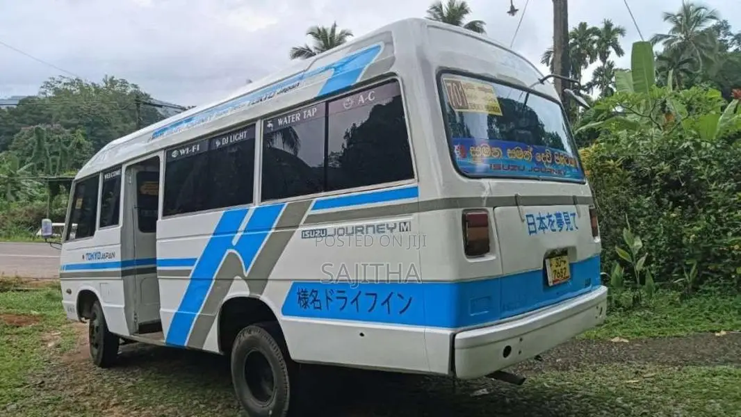 Isuzu Journey M 1984 Bus (Used)