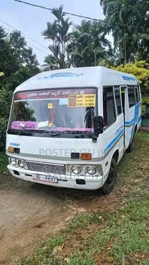 Isuzu Journey M 1984 Bus (Used)