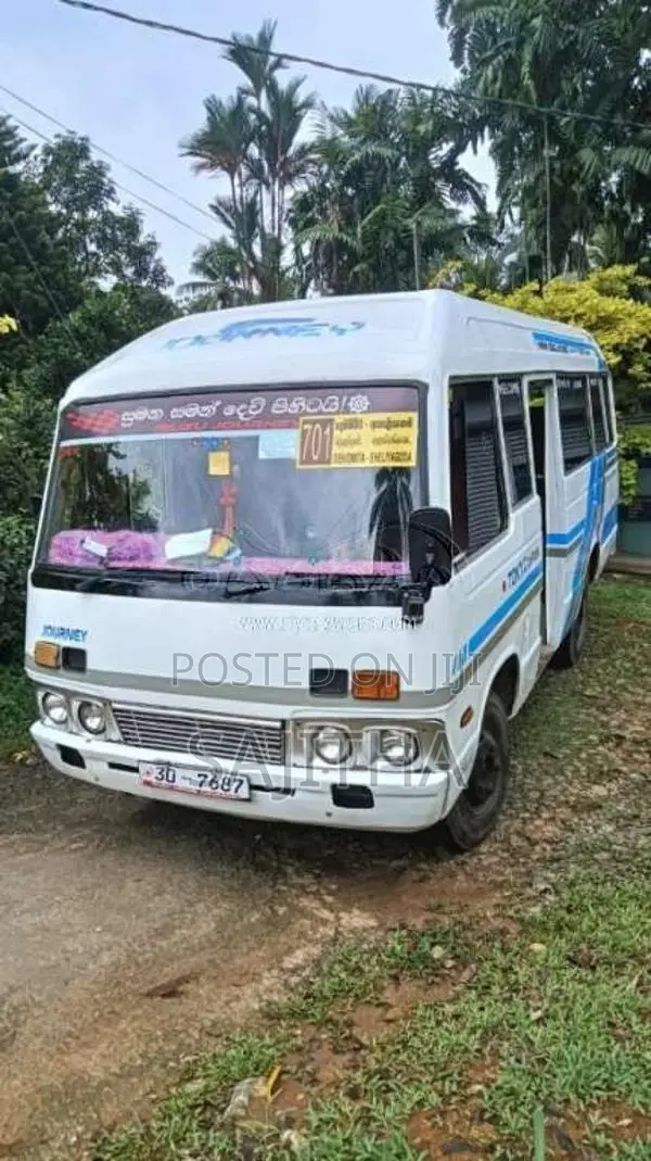 Isuzu Journey M 1984 Bus (Used)