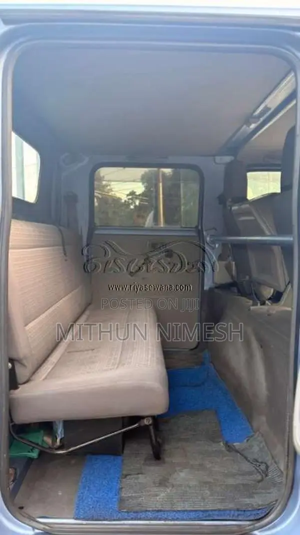 Nissan Atlas Crewcab 2004 Crew Cab (Used)