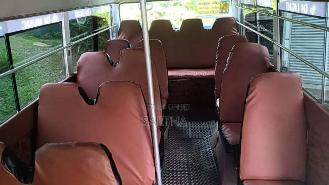 Isuzu Journey M 1984 Bus (Used)