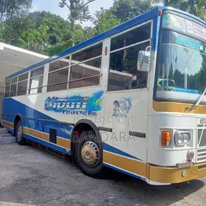 Ashok-Leyland Viking 2006 Bus (Used)