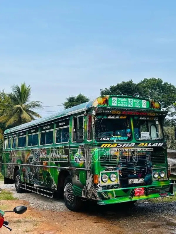 Ashok-Leyland Leyland 2002 Bus (Used)