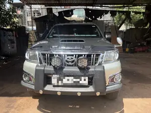 Toyota Hilux Thailand 2007 Pickup (Used)