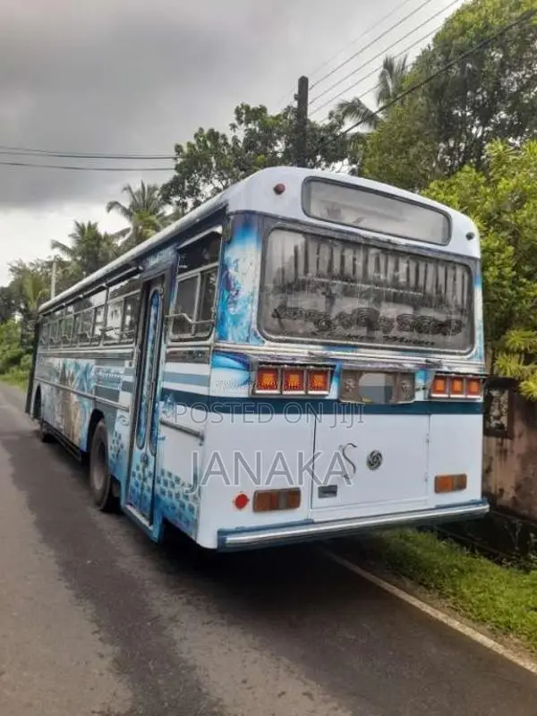 Ashok-Leyland Viking 2018 Bus (Used)