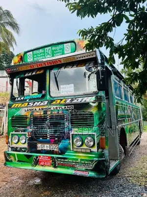 Ashok-Leyland Leyland 2002 Bus (Used)