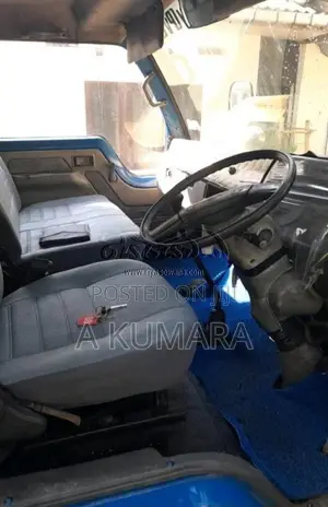 Eicher Cantet 2012 Lorry (Used)