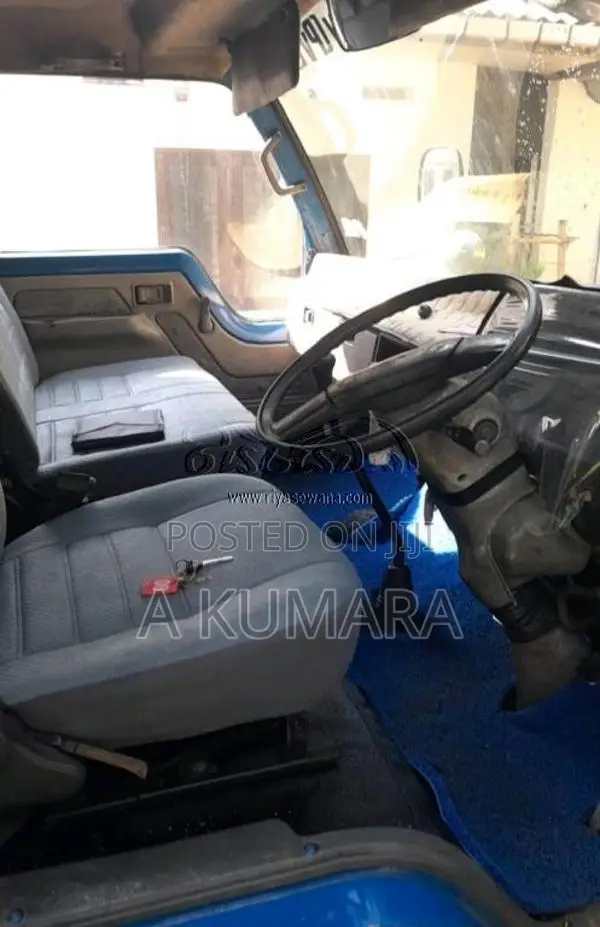 Eicher Cantet 2012 Lorry (Used)