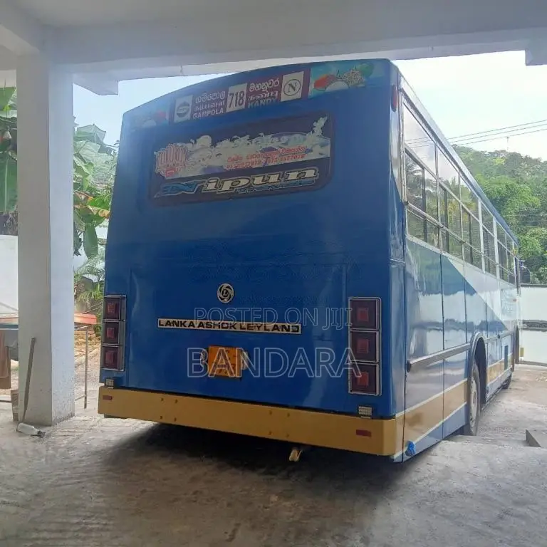 Ashok-Leyland Viking 2006 Bus (Used)
