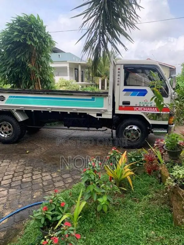 Mitsubishi Canter 1999 Lorry (Used)