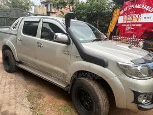 Toyota Hilux Thailand 2007 Pickup (Used)