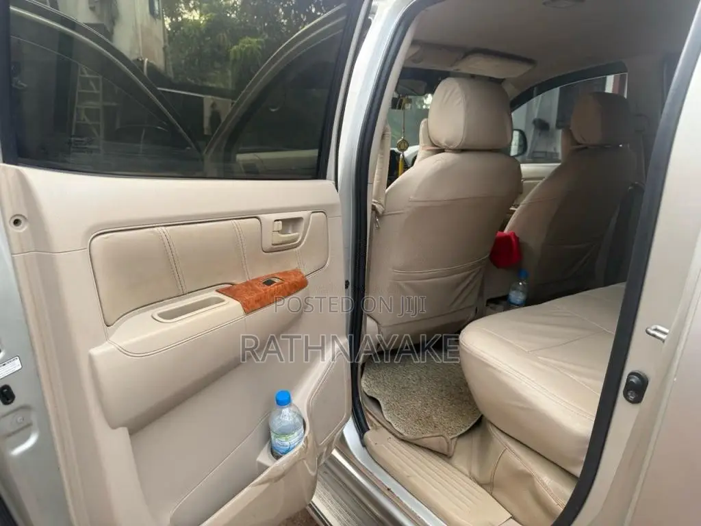 Toyota Hilux Thailand 2007 Pickup (Used)