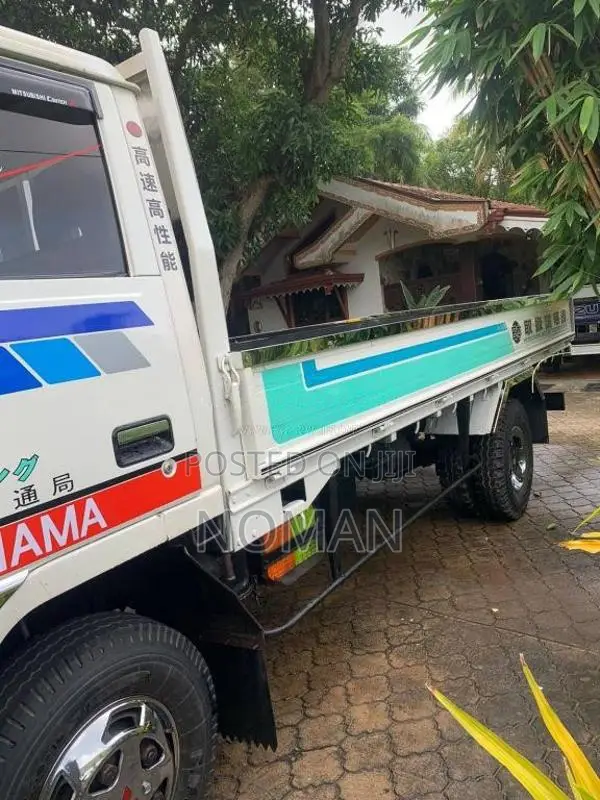 Mitsubishi Canter 1999 Lorry (Used)