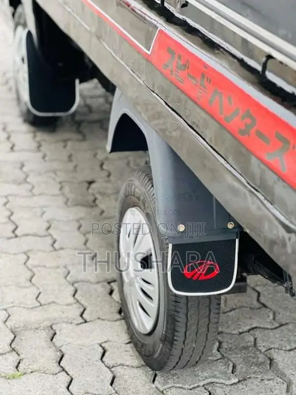 Mahindra Maxximo 2012 Lorry (Used)