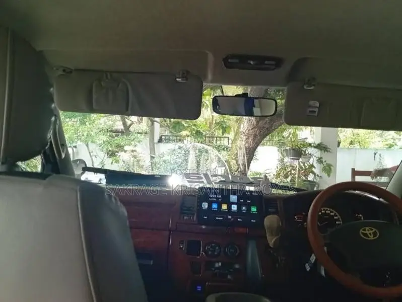 Toyota Kdh 2008 Van (Used)