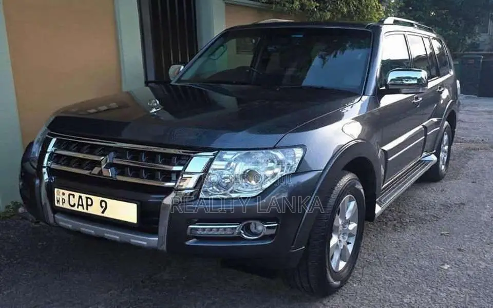Mitsubishi Montero 2015 SUV (Used)