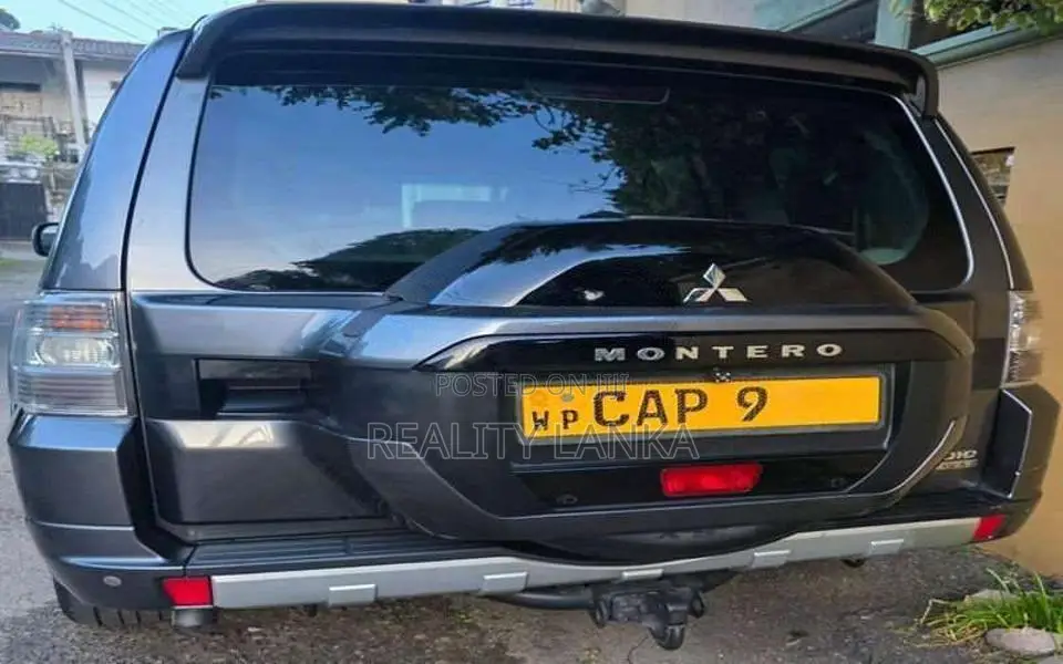 Mitsubishi Montero 2015 SUV (Used)