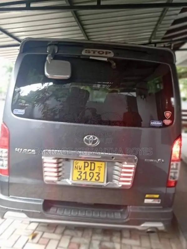 Toyota Kdh 2008 Van (Used)
