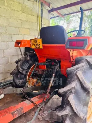 Kubota Sunshine ZL1-20 2016 Tractor (Used)