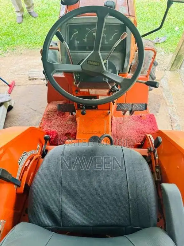 Kubota Sunshine ZL1-20 2016 Tractor (Used)