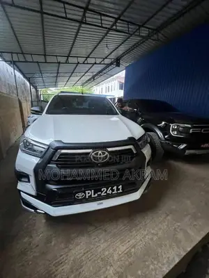 Toyota Hilux Rocco 2025 Pickup (Used)