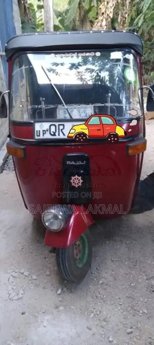 Bajaj 4 stroke 2010 Three Wheel (Used)
