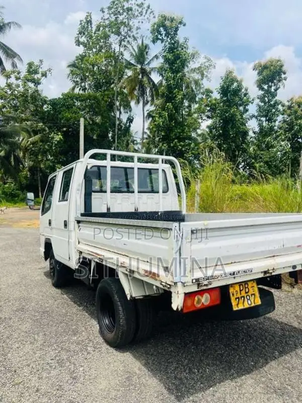 FAW Faw 2009 Crew Cab (Used)