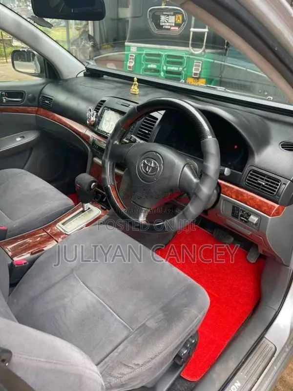 Honda Vezel 2015 SUV (Used)