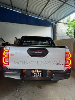 Toyota Hilux Rocco 2025 Pickup (Used)