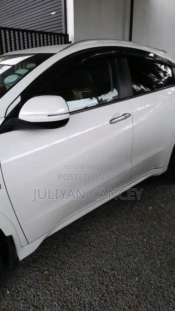 Honda Vezel 2015 SUV (Used)