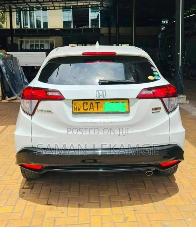 Honda Vezel RS 2017 SUV (Used)