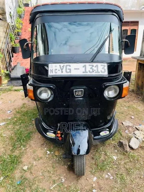 Bajaj 4 Stroke 2011 Three Wheel (Used)