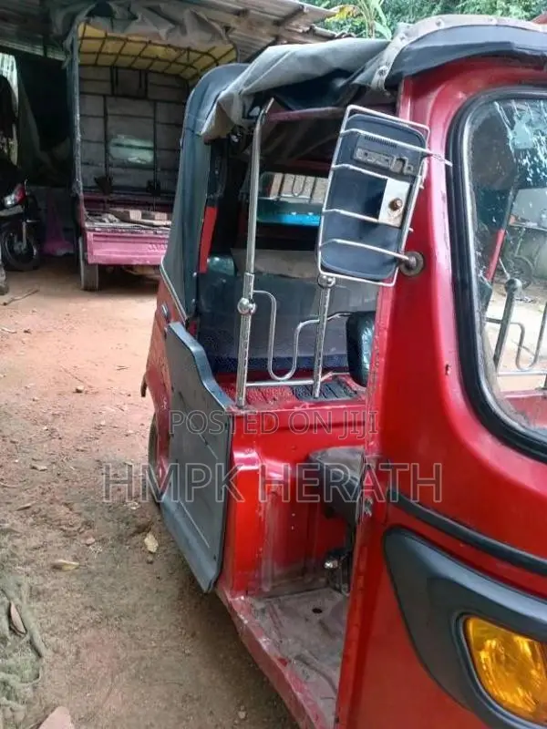 TVS King 2013 Three Wheel (Used)