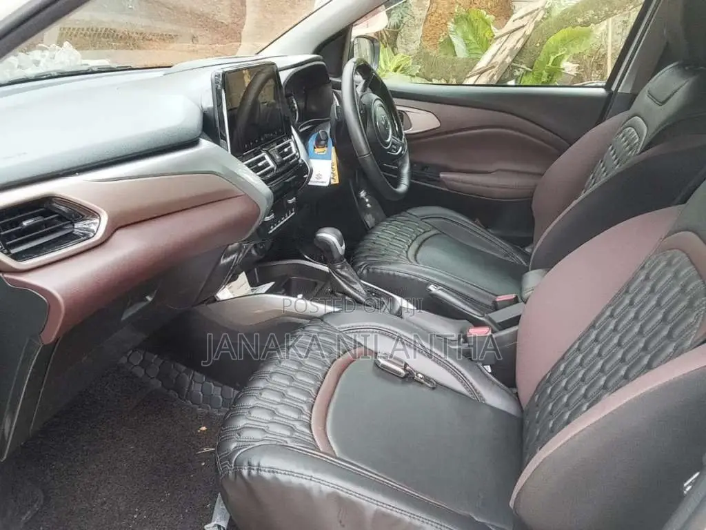 Suzuki Fronx 2025 SUV (Used)