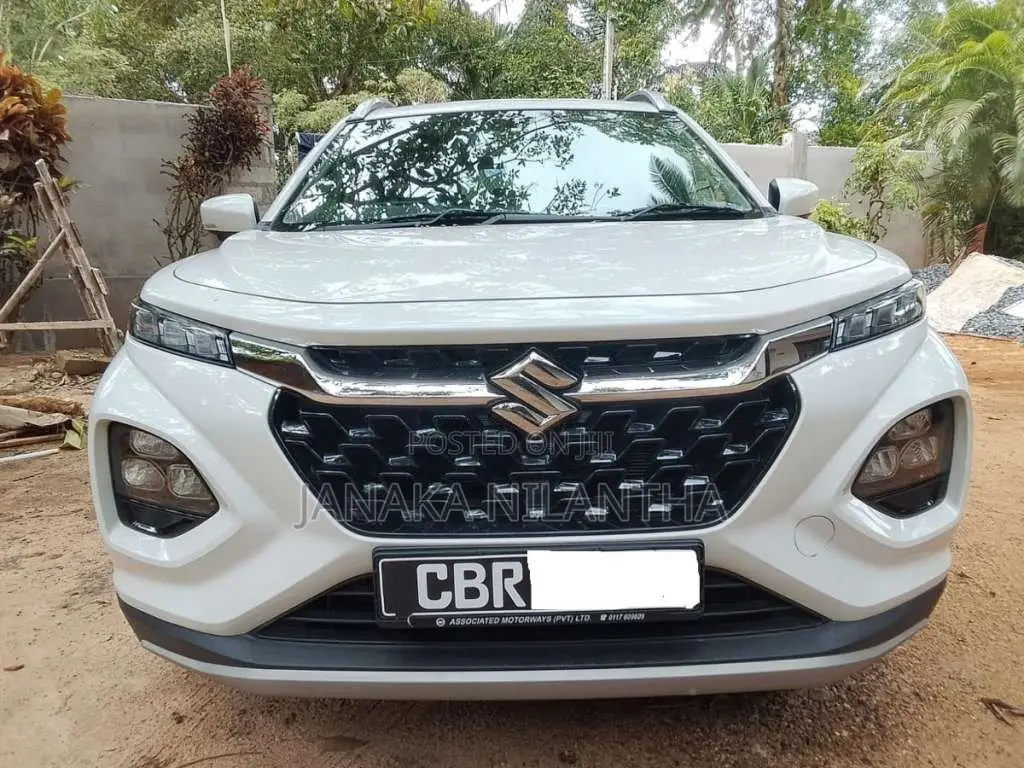 Suzuki Fronx 2025 SUV (Used)