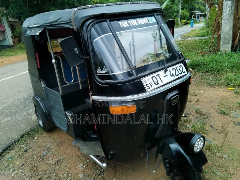 Bajaj 4 stroke 2009 Three Wheel (Used)