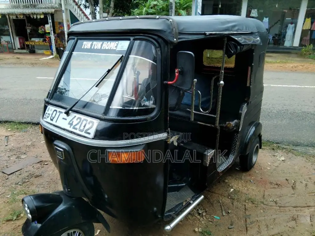Bajaj 4 stroke 2009 Three Wheel (Used)