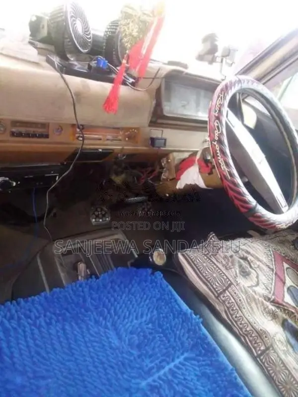 Mitsubishi L300 1986 Van (Used)