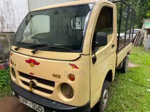 Tata Dimo Batta 2010 Lorry (Used)