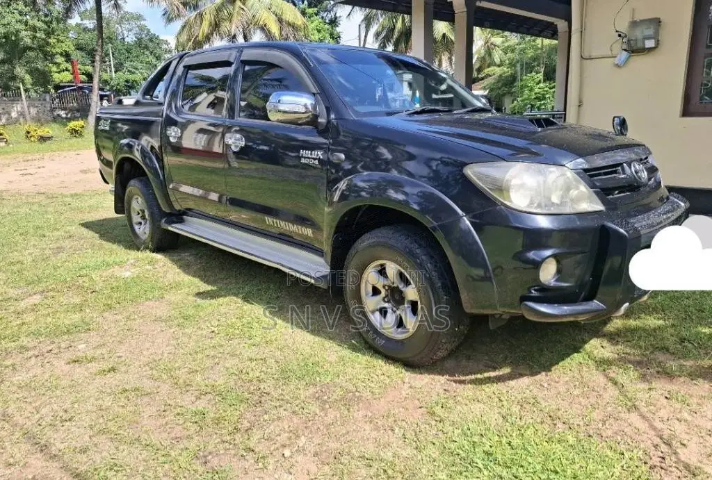Toyota Hilux 2007 Pickup (Used)