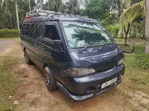 Hyundai H100 1999 Van (Used)