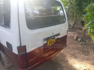 Toyota Lh30 1986 Van (Used)