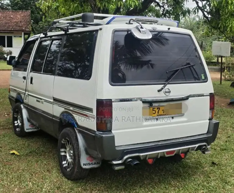 Nissan Vanette VX 1992 Van (Used)